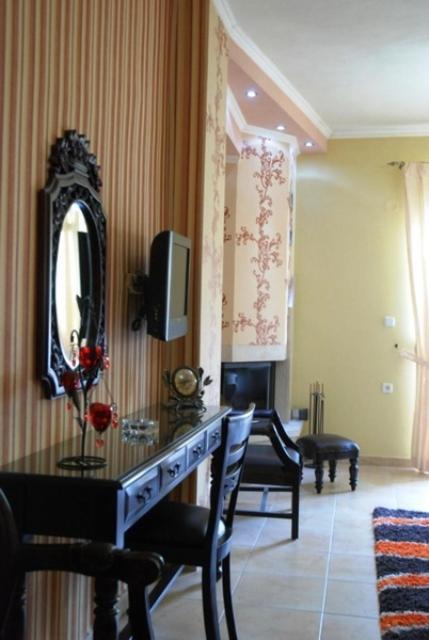 Pozar Salt Cave Hotel Spa Káto Loutrákion الغرفة الصورة